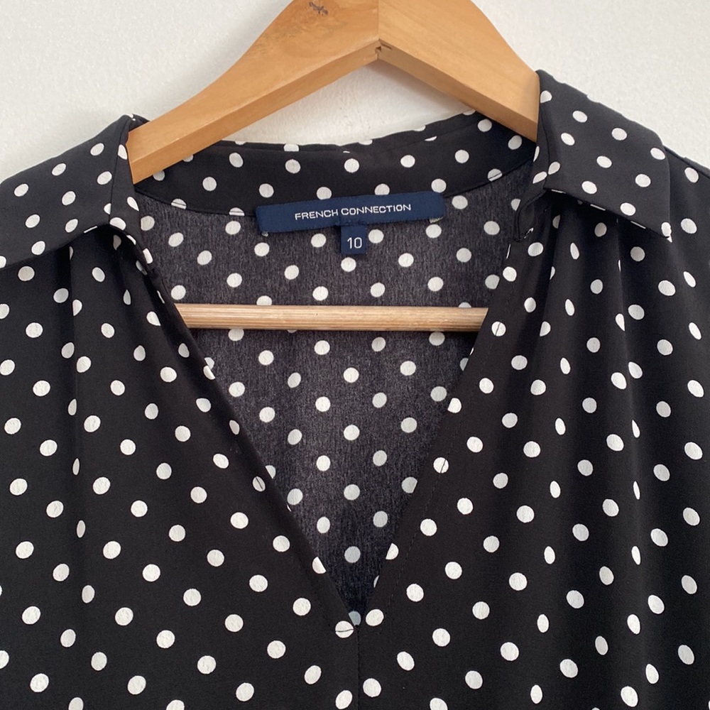 French Connection - Spotted long sleeve Dress with pleated skirt - Size 10 - Picture 7 of 8